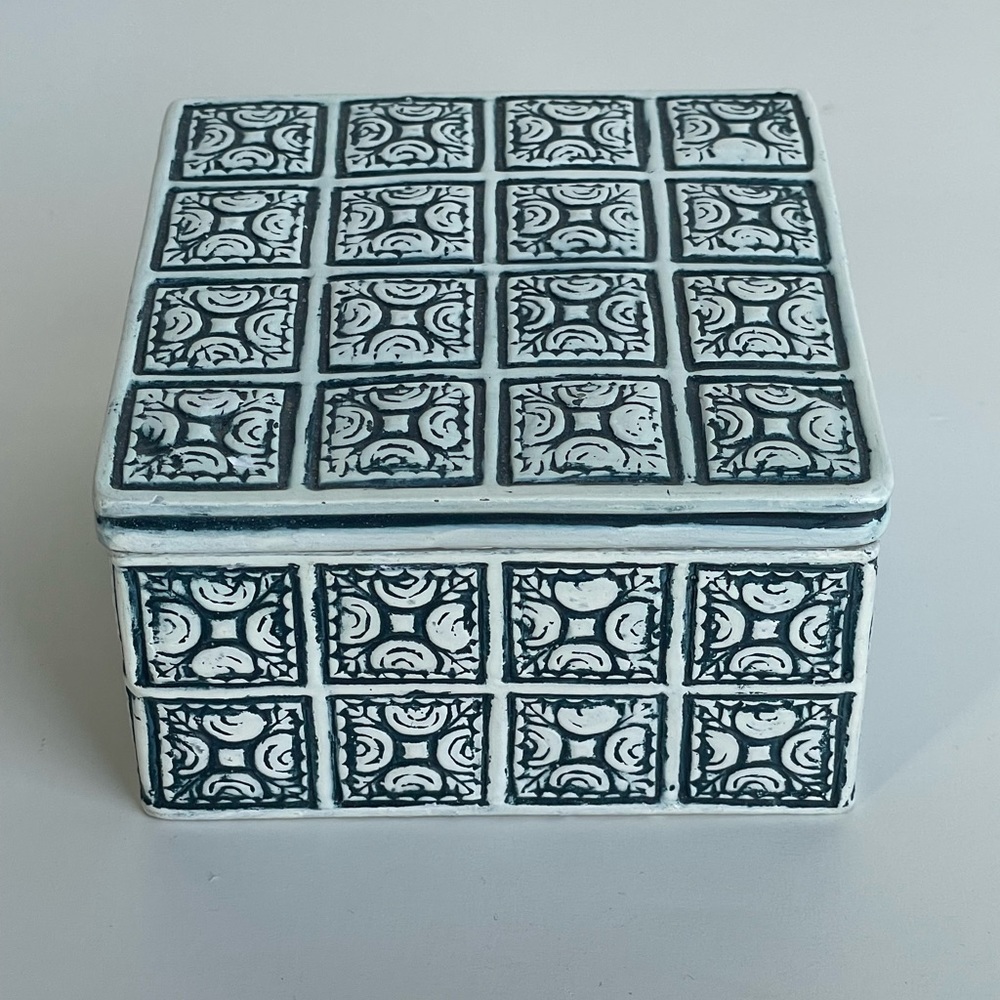 Danzine Jewelry Trinket Box Cobalt White Embossed Moroccan Design Hand Painted